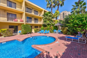 Ventura Condominiums 307
